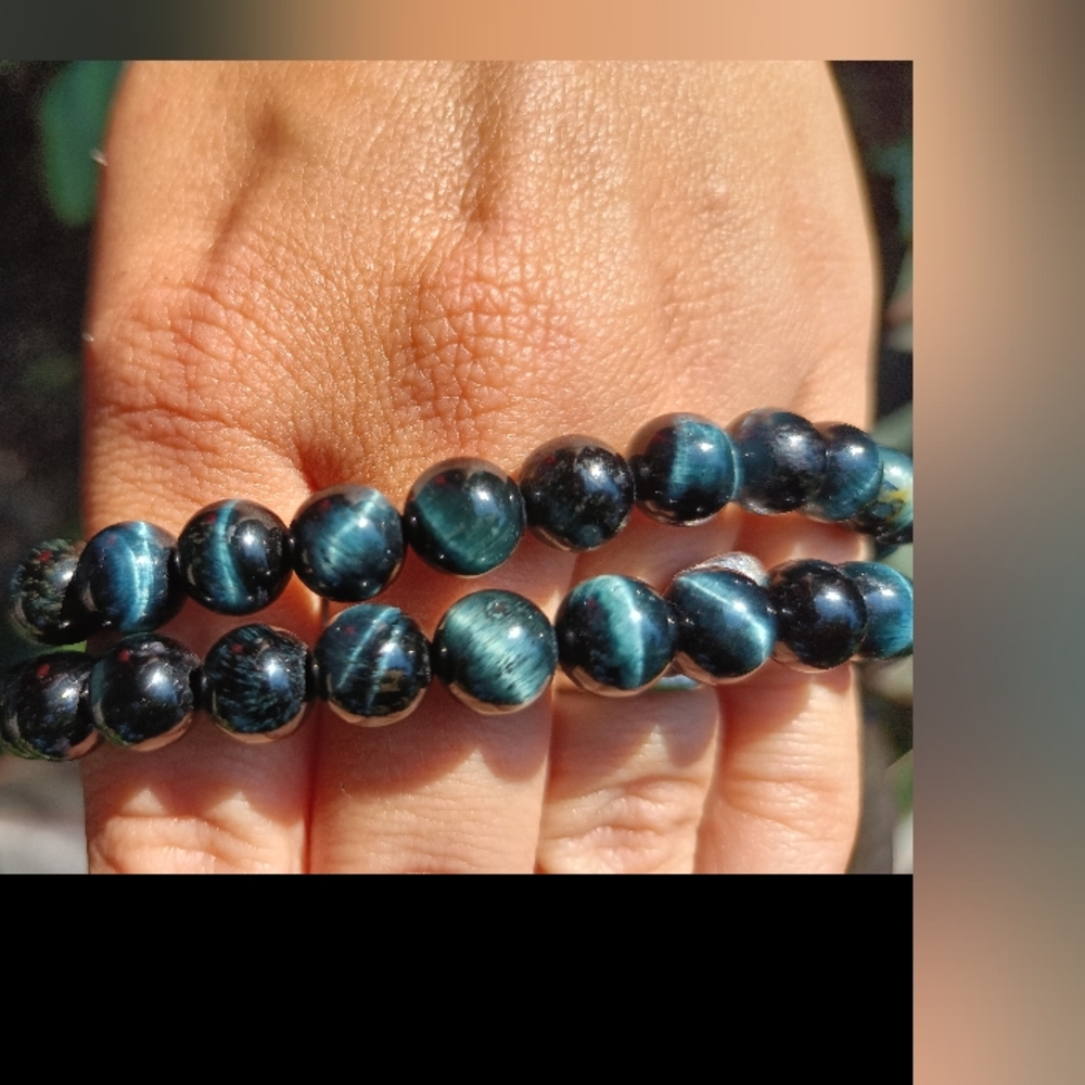 Blue HawkEye Tiger Iron Crystal Bracelet